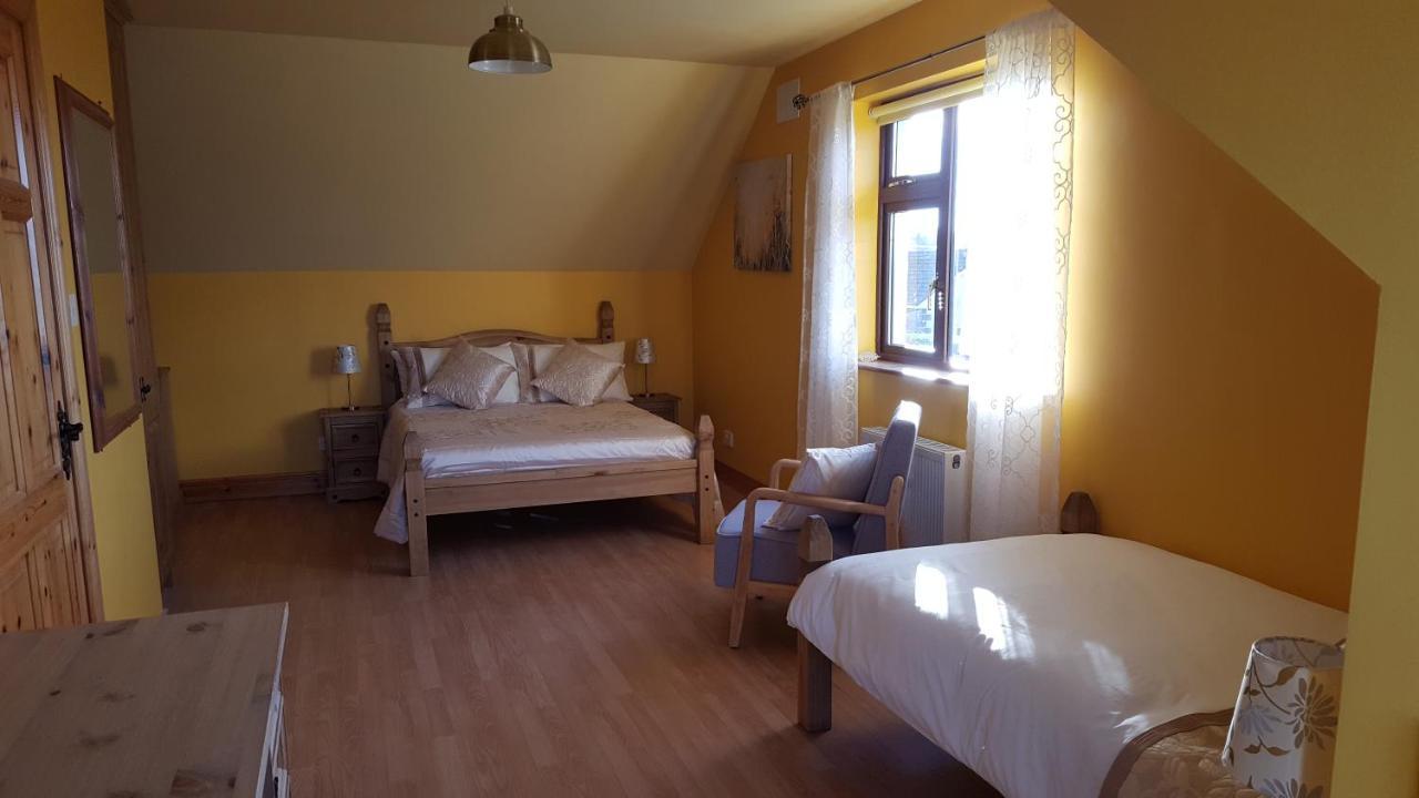 Leroy'S Lodge Headford Ngoại thất bức ảnh